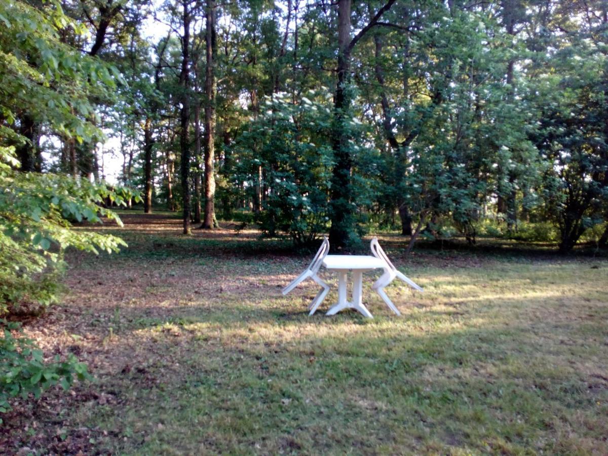 Bed and Breakfast Le Pre Karvain Couddes Екстер'єр фото