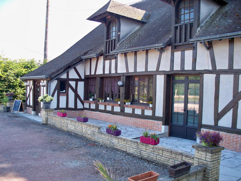Bed and Breakfast Le Pre Karvain Couddes Екстер'єр фото